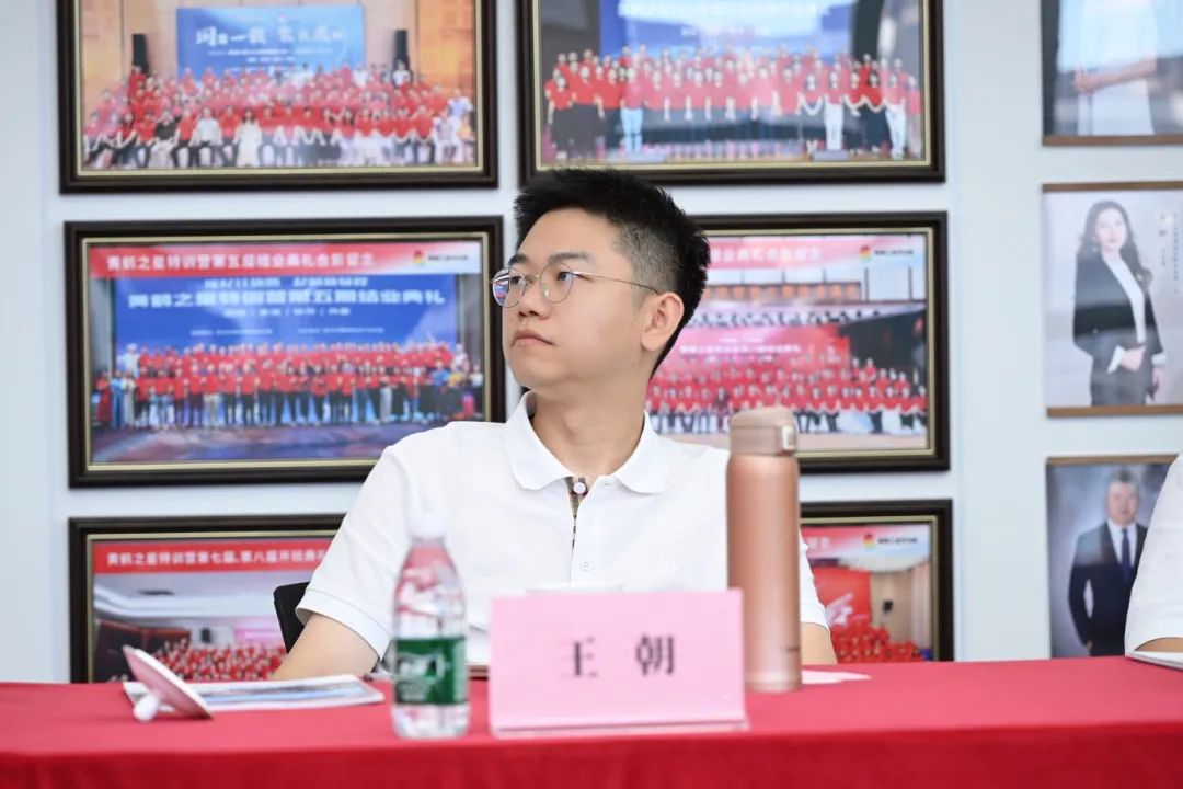 “周三会”第39期暨市政协工商联界别2025年度第三次活动 20位政协委员建言献策 “周三会”第39期暨市政协工商联界别2025年度第三次活动 20位政协委员建言献策