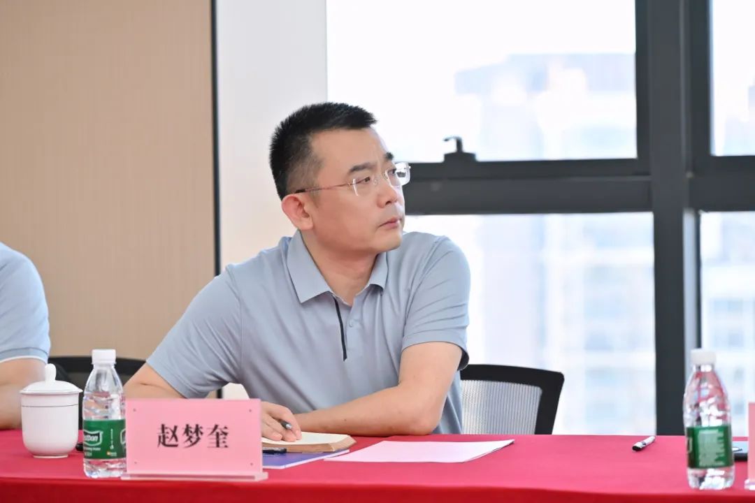 “周三会”第39期暨市政协工商联界别2025年度第三次活动 20位政协委员建言献策 “周三会”第39期暨市政协工商联界别2025年度第三次活动 20位政协委员建言献策