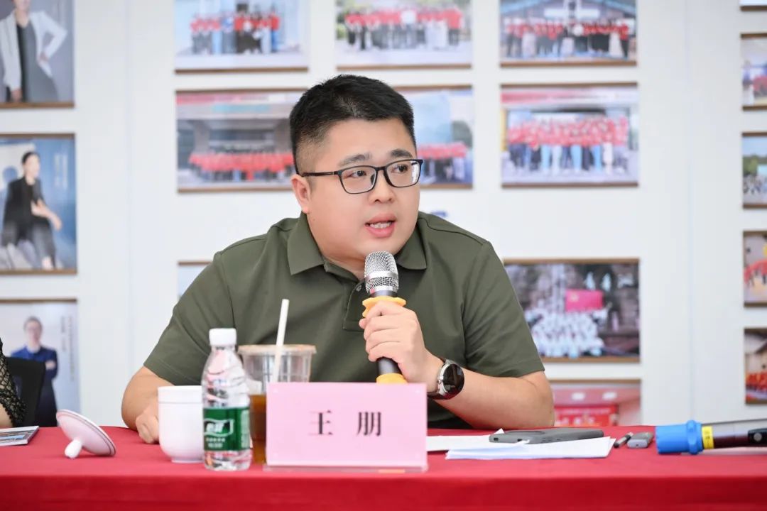 “周三会”第39期暨市政协工商联界别2025年度第三次活动 20位政协委员建言献策 “周三会”第39期暨市政协工商联界别2025年度第三次活动 20位政协委员建言献策