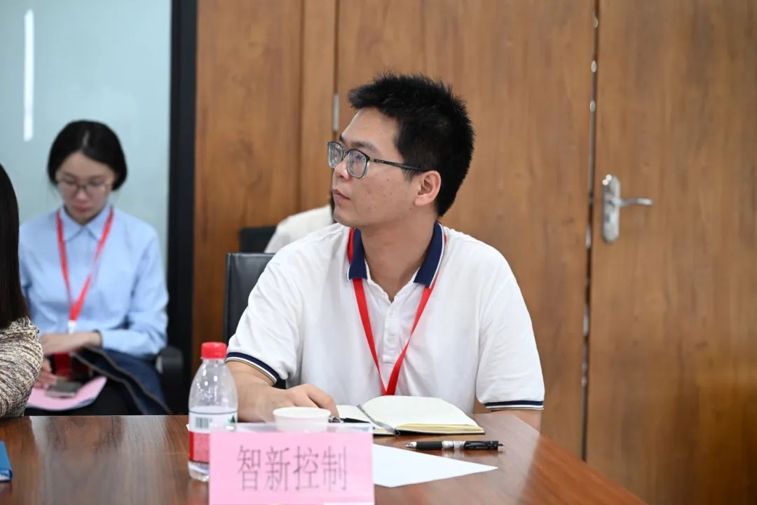 第38期周三会走进智新控制:加速汽车产业链转型升级与协同创新 第38期周三会走进智新控制:加速汽车产业链转型升级与协同创新