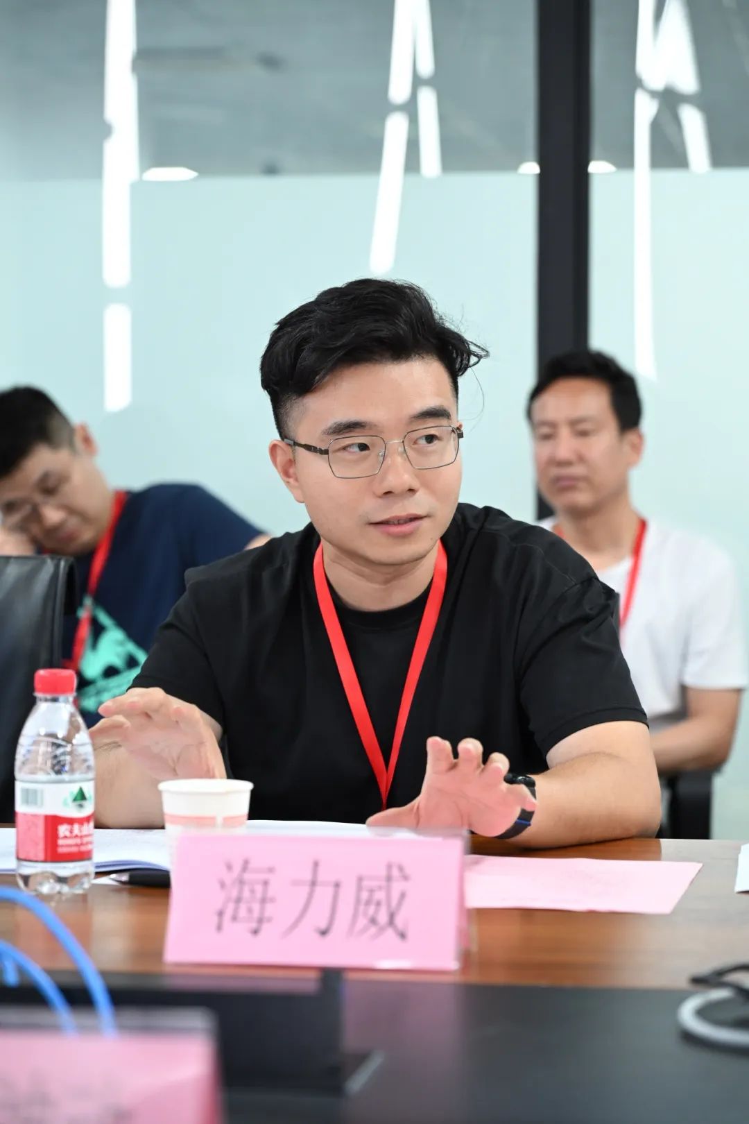 第38期周三会走进智新控制:加速汽车产业链转型升级与协同创新 第38期周三会走进智新控制:加速汽车产业链转型升级与协同创新