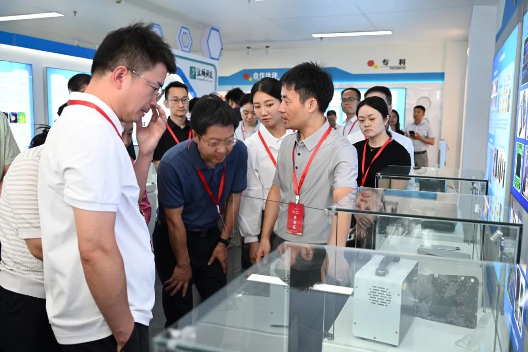第41期周三会，相聚汉烯科技，共探新材料领域创新应用新路径！
