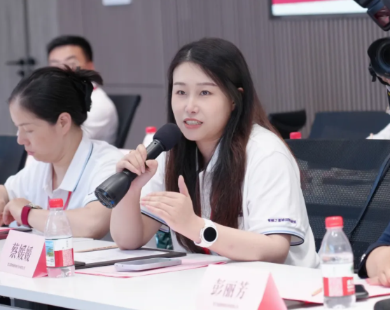 黄鹤之星领航班参访武汉金盘科技 黄鹤之星领航班参访武汉金盘科技