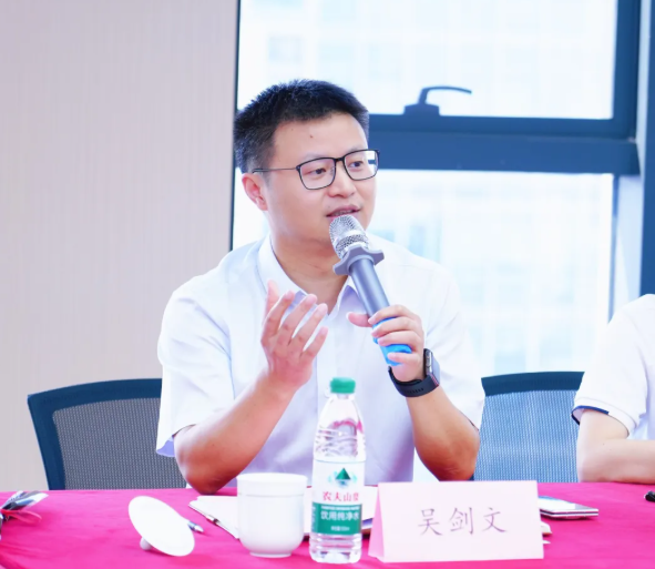 又一期开班啦!黄鹤之星领航班第15期扬帆起航! 又一期开班啦!黄鹤之星领航班第15期扬帆起航!