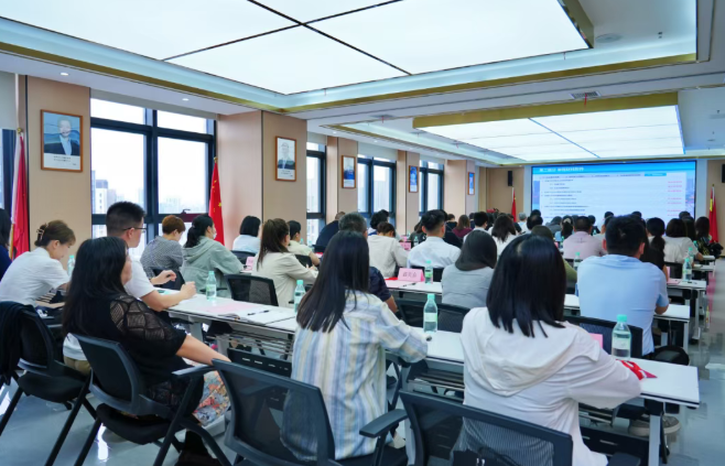 2025“春晓行动”专题培训会圆满召开!解锁高企专项资金与技术合同登记金钥匙! 2025“春晓行动”专题培训会圆满召开!解锁高企专项资金与技术合同登记金钥匙!