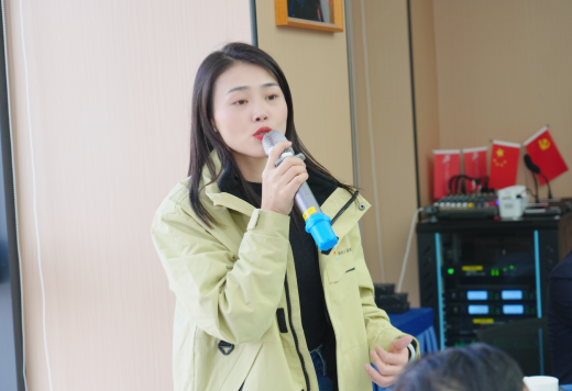 破局增长聚实践,黄鹤之星第17期、第18期鲲鹏班第一课正式开讲! 破局增长聚实践,黄鹤之星第17期、第18期鲲鹏班第一课正式开讲!