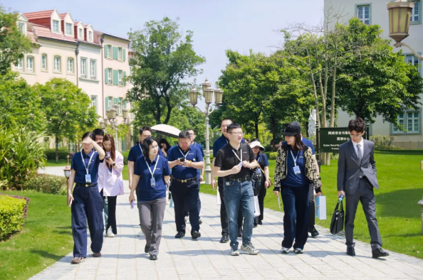 这里是华为企业文化的具象化载体!黄鹤之星鲲鹏班取经问道,收获满满 这里是华为企业文化的具象化载体!黄鹤之星鲲鹏班取经问道,收获满满